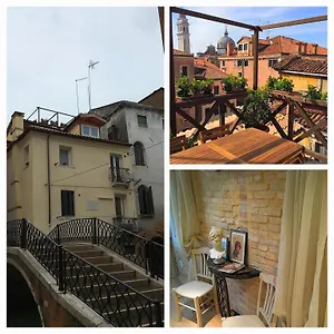 Ca Dei Libri Venise