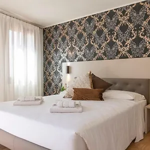 Grifoni Boutique ונציה
